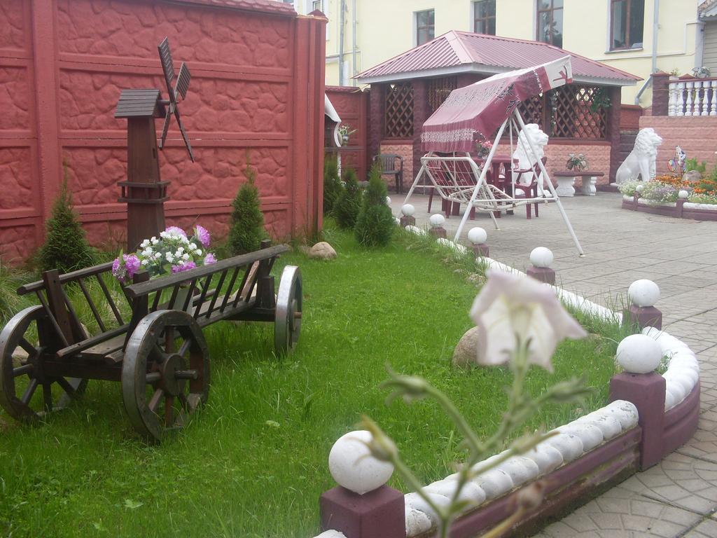 Hostel 3 Stars Na Oktyabryskoy 维捷布斯克 外观 照片