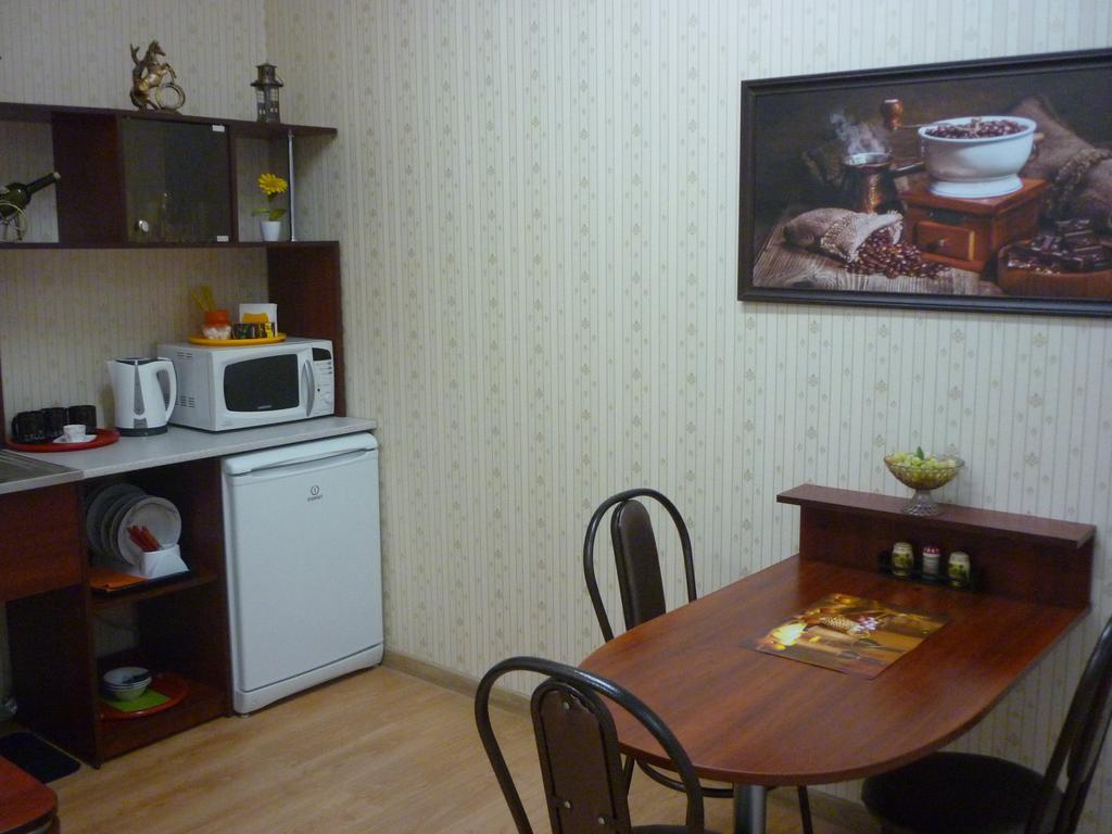 Hostel 3 Stars Na Oktyabryskoy 维捷布斯克 外观 照片