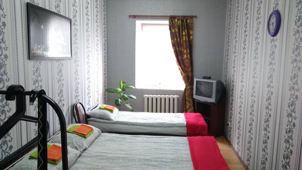 Hostel 3 Stars Na Oktyabryskoy 维捷布斯克 外观 照片