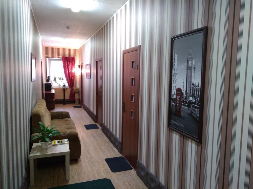 Hostel 3 Stars Na Oktyabryskoy 维捷布斯克 外观 照片