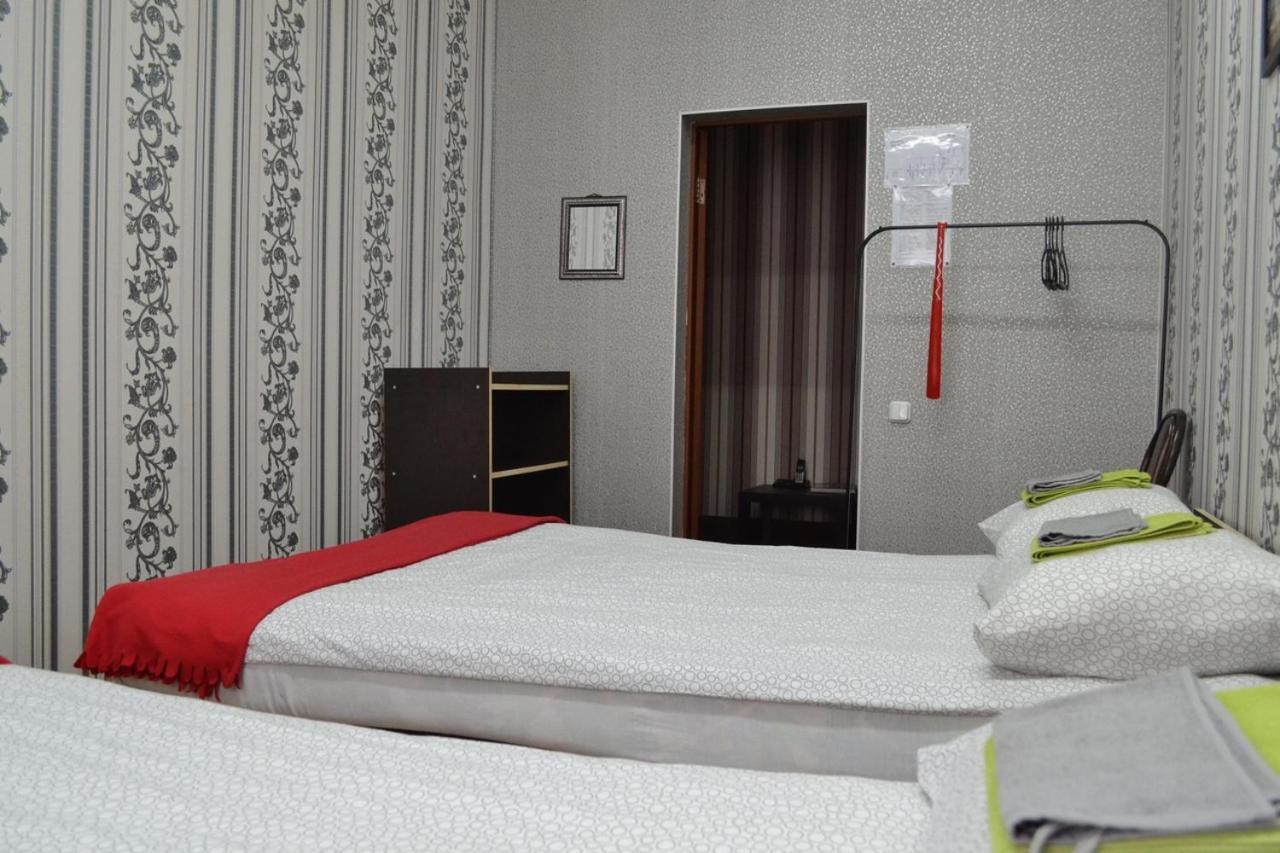 Hostel 3 Stars Na Oktyabryskoy 维捷布斯克 外观 照片