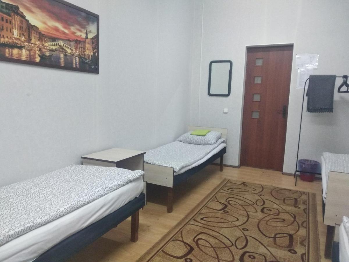 Hostel 3 Stars Na Oktyabryskoy 维捷布斯克 外观 照片